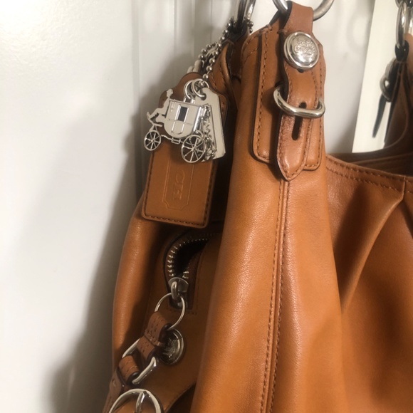 Coach shoulder bag - Picture 2 of 8